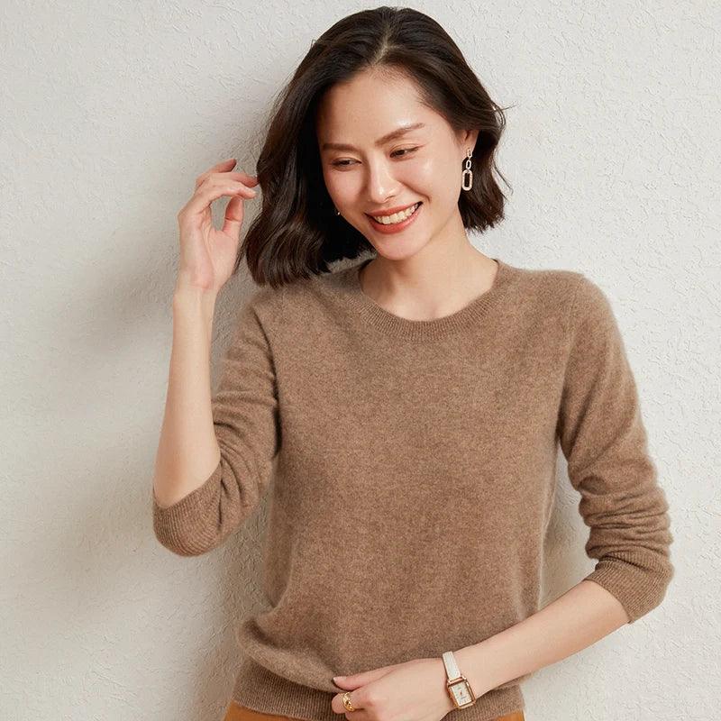 Round Neck Goat Cashmere Sweater Women's AutumnWinter Long Sleeved Solid Color Loose Pullover Basic Cashmere Jumper Top